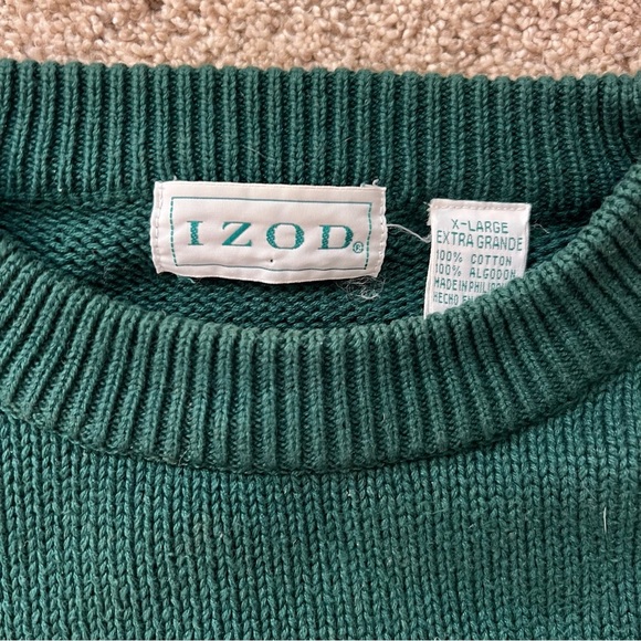 Green Crewneck Sweater with Embroidered Detail vintage IZOD Sweater - Picture 5 of 8
